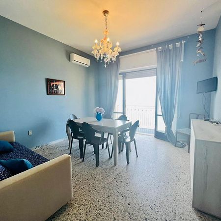 Casa Vacanze Porto Delle Gatte Санта-Мария-ди-Кастеллабате Экстерьер фото