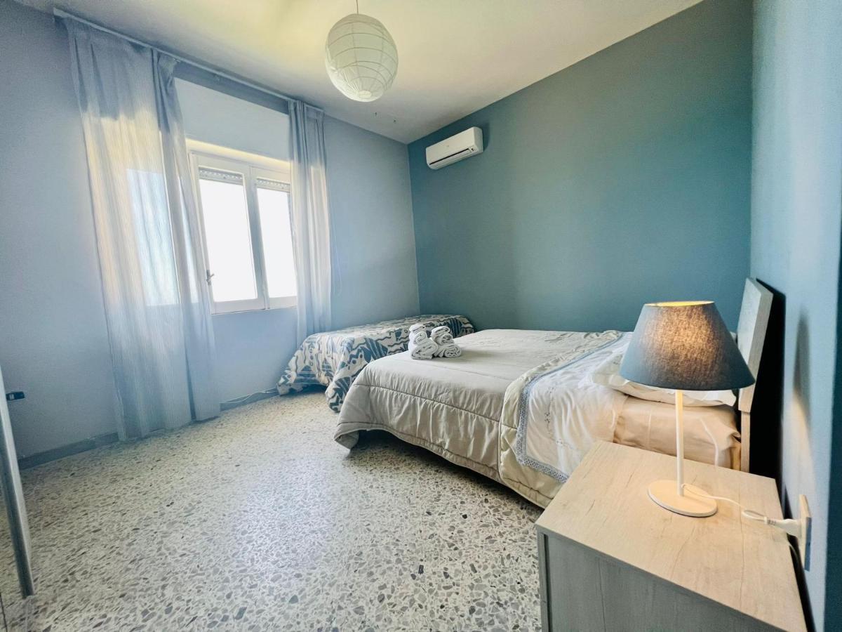 Casa Vacanze Porto Delle Gatte Санта-Мария-ди-Кастеллабате Экстерьер фото